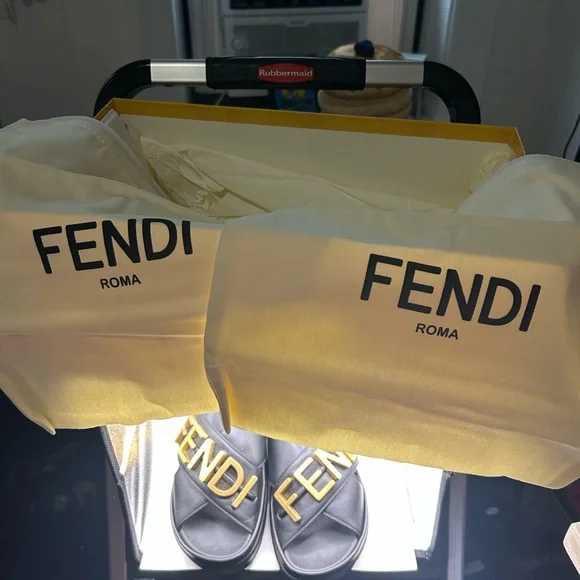 Fendi Black Slides with Gold Logo - Picture 4 of 5